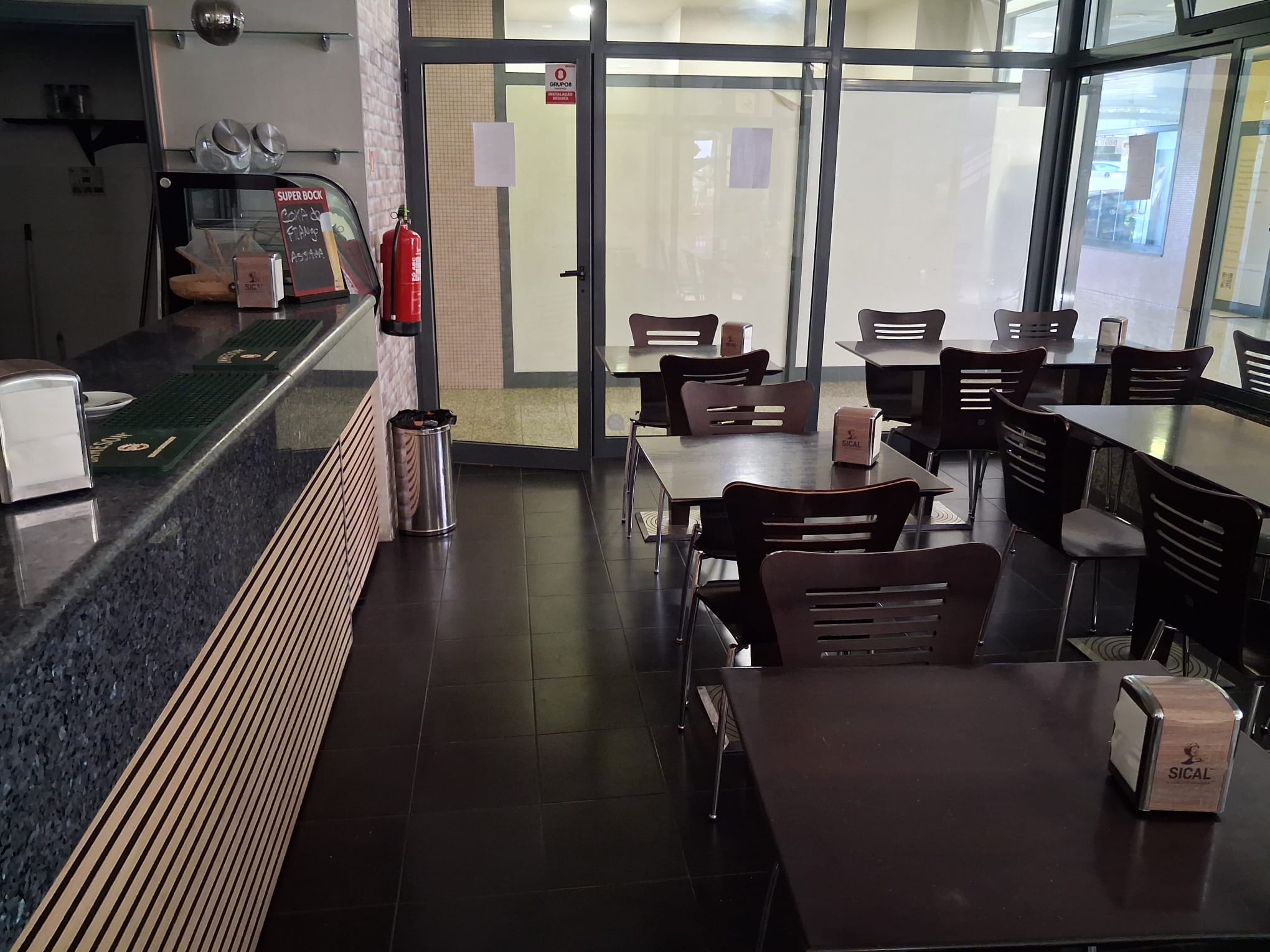 Snack-Bar no centro de Gaia – Santo Ovídio – Mafamude